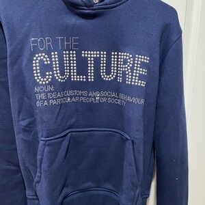 Source Unknown Navy Blue Graphic Sweatshirt NWT